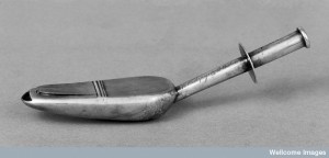 Castor oil spoon, courtesy Wellcome Images. 